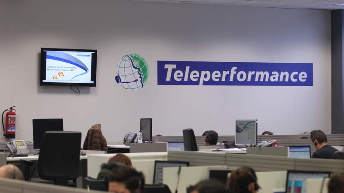 En Teleperformance de Ponferrada trabajan 800 personas.