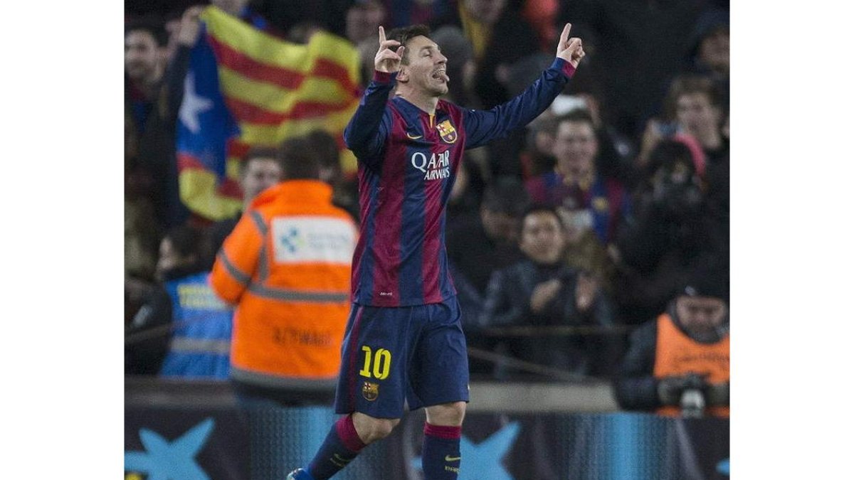 Leo Messi celebra el gol que le da aire al Barcelona para la vuelta frente al Atlético.
