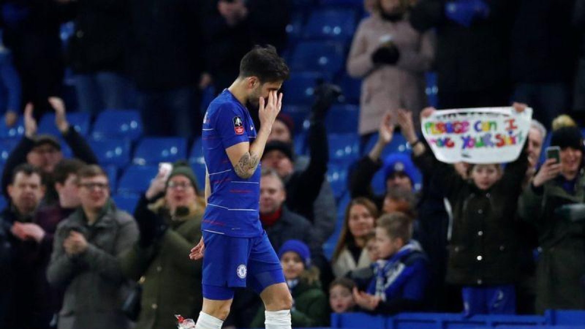 Cesc se despide emocionado.