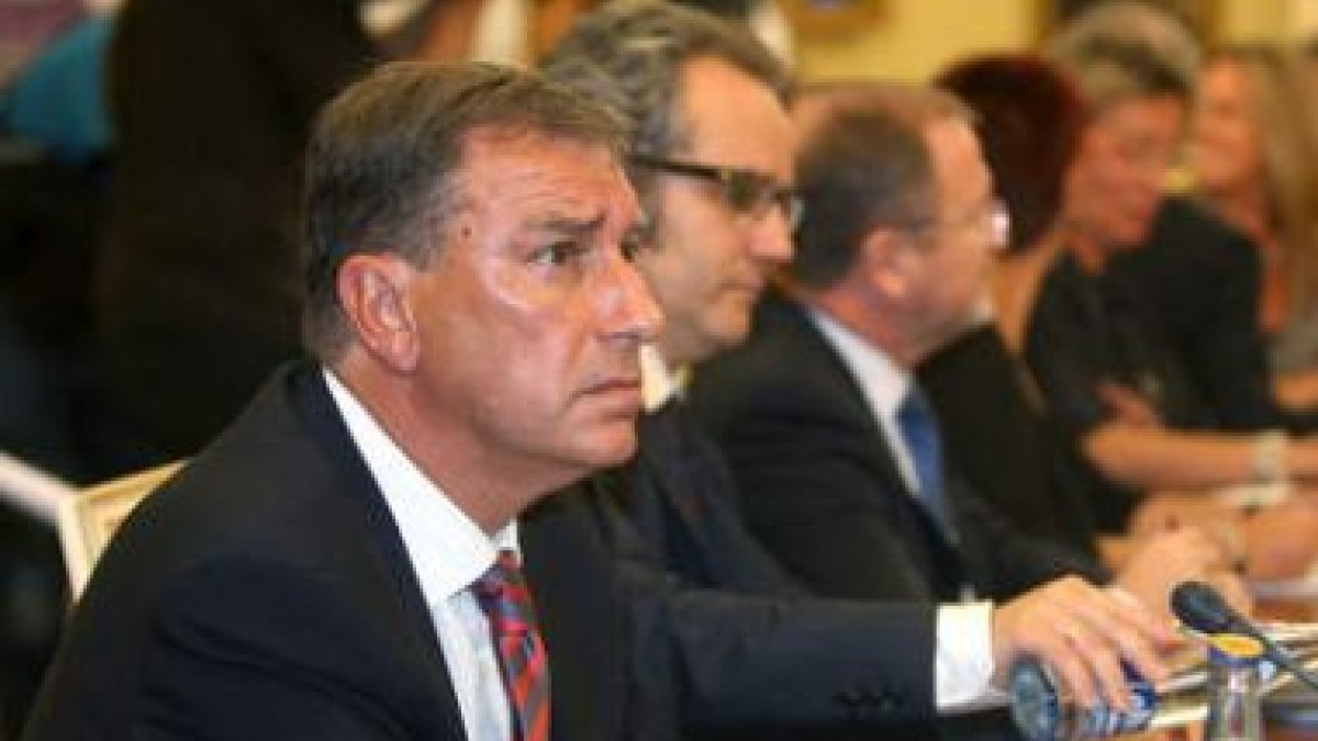 Juan José Mateos en la reunión en Madrid.