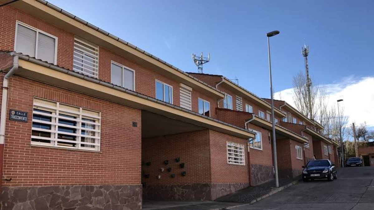 Imagend e un grupo de viviendas en Astorga. A. VALENCIA