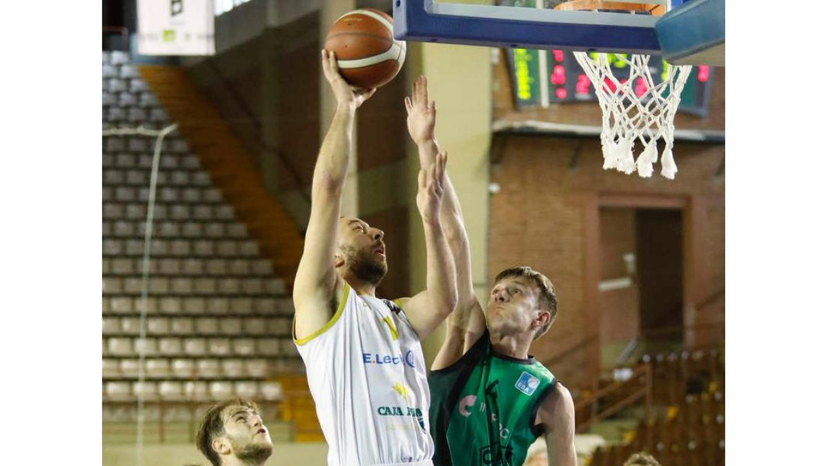 Los leoneses ganaron en Gijón. MARCIANO