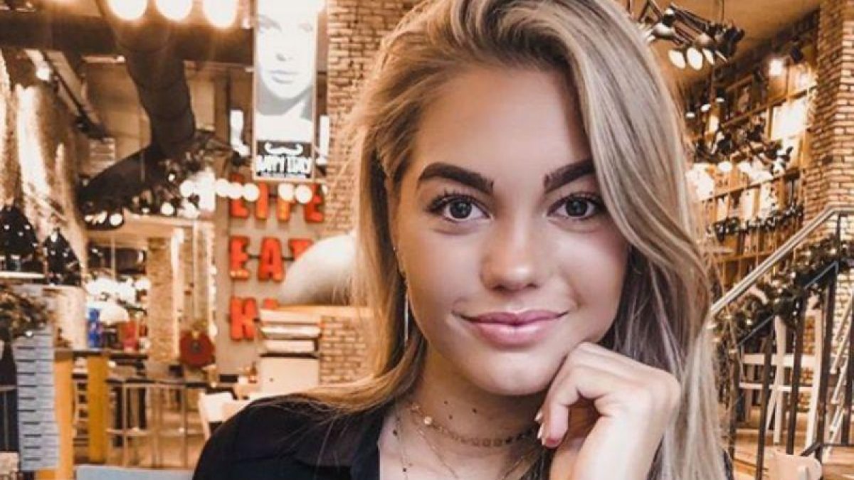 Lotte van der Zee, la joven modelo holandesa y Miss Teen Universo 2017, que ha muerto de un ataque al corazón.