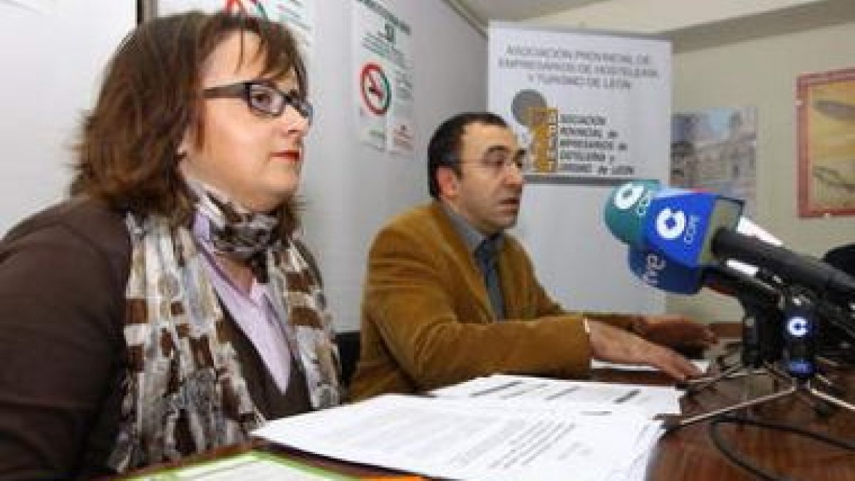 Susana Guerrero, gerente, y Andrés Cabero, vicepresidente de la Asociación Provincial de Empresarios