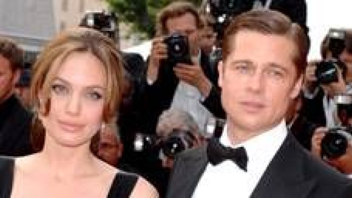 La espectacular pareja formada por Angelina Jolie y Brad Pitt conmocionó ayer Cannes