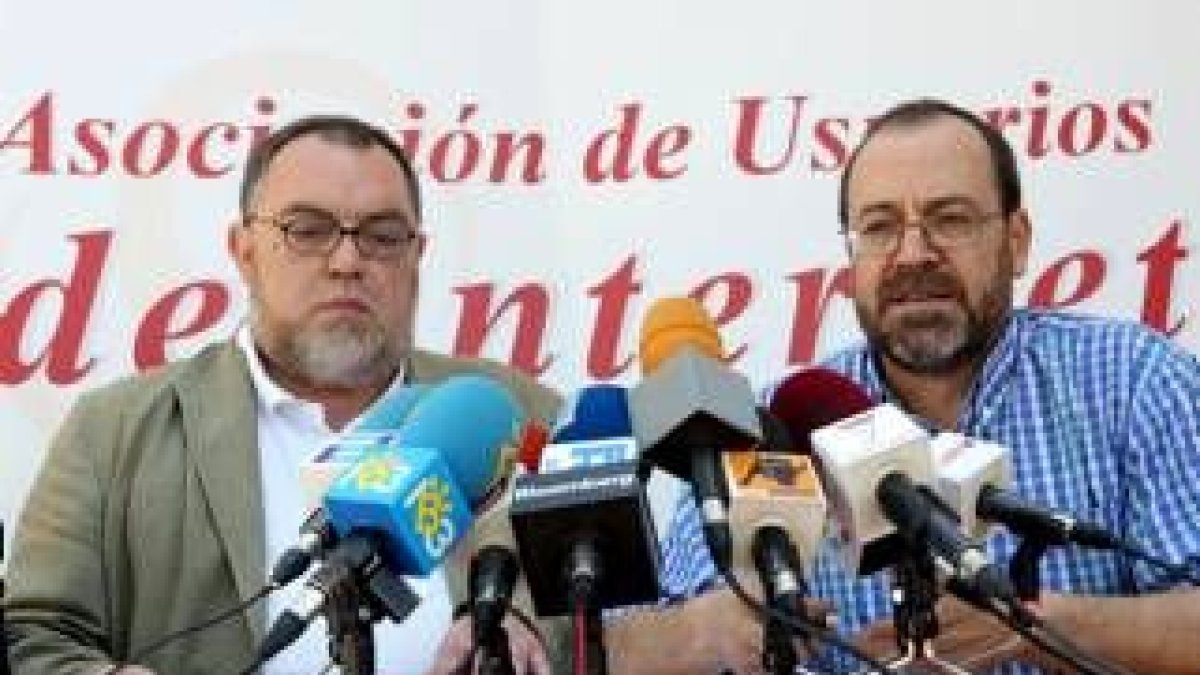 Victor Domingo y Miguel Pérez Subias anunciaron ayer las medidas