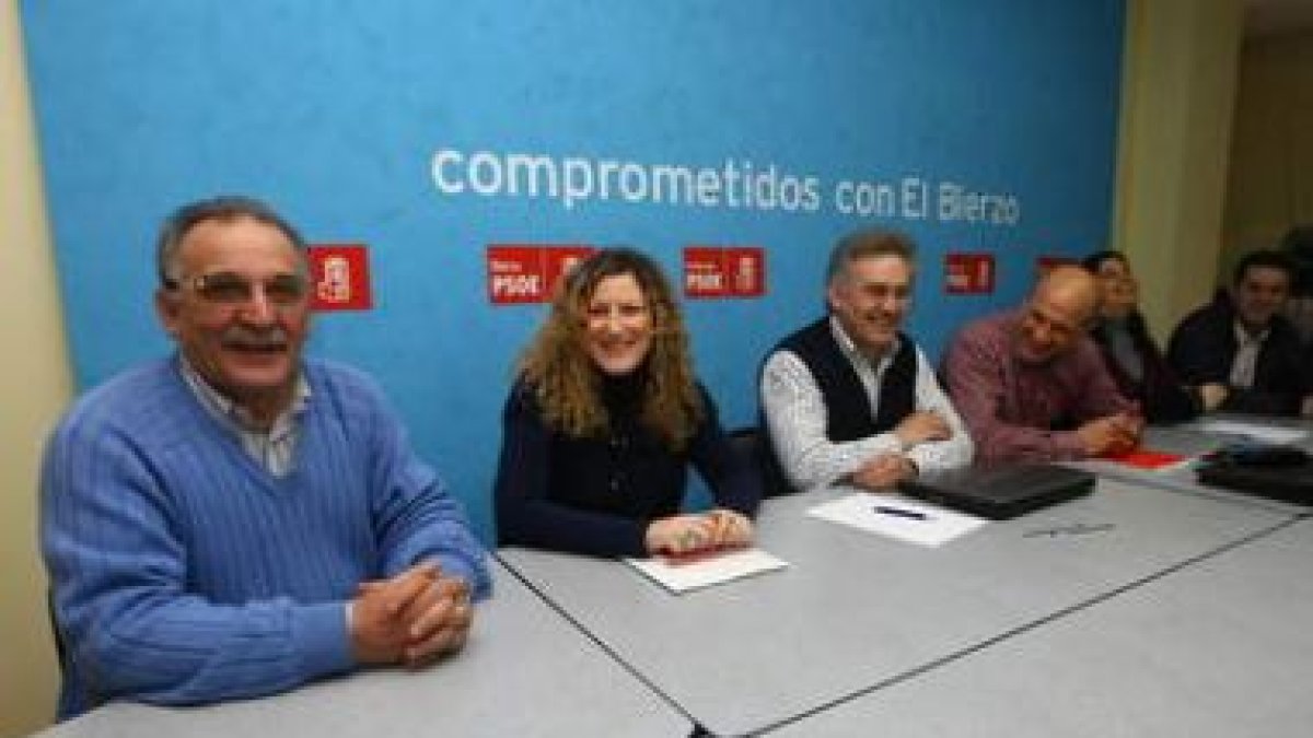 La ejecutiva comarcal del PSOE se reunió ayer en Ponferrada por primera vez desde su constitución.
