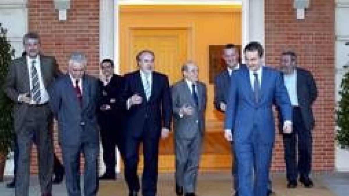 Reunión de los agentes sociales con Zapatero en La Moncloa en el mes de febrero