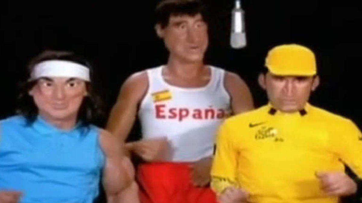 Nadal, Gasol y Contador cantan el ‘Viva España’ de Escobar.