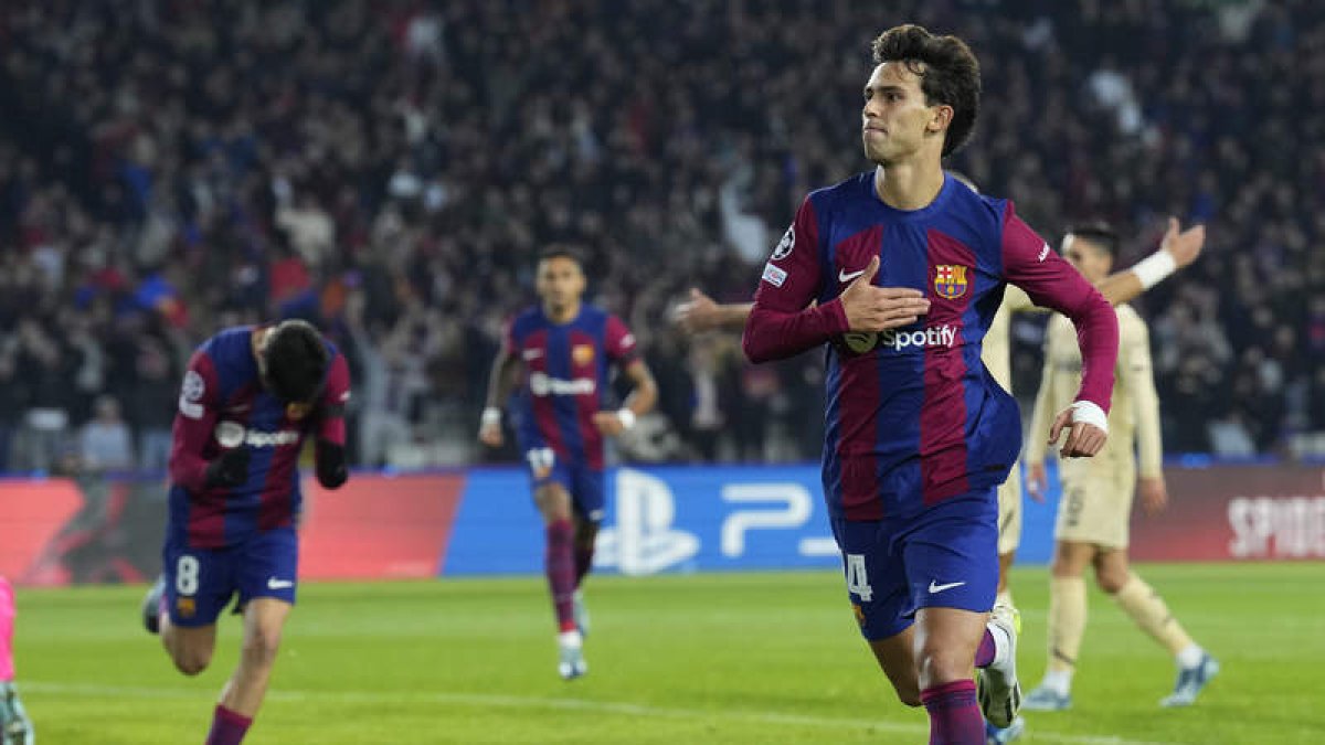 Joao Félix anotó el segundo gol del Barcelona que suponía el del triunfo ante el Oporto. ALEJANDRO GARCÍA