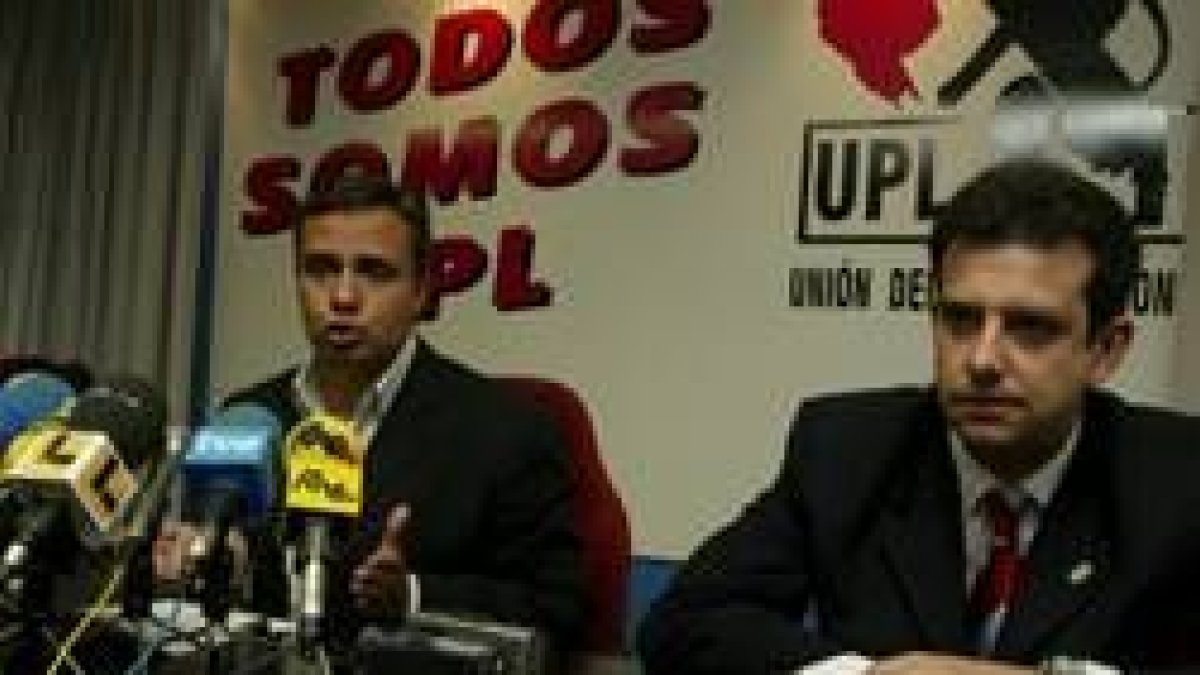 Joaquín Otero y Luis Herrero Rubinat durante la rueda de prensa