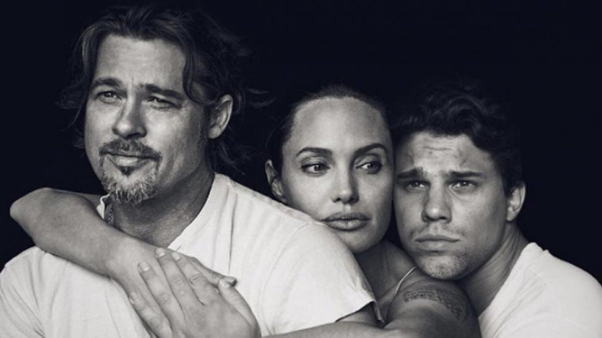 El 'instagramer' se ha colado en una imagen hoy impensable, junto al matrimonio Jolie-Pitt.