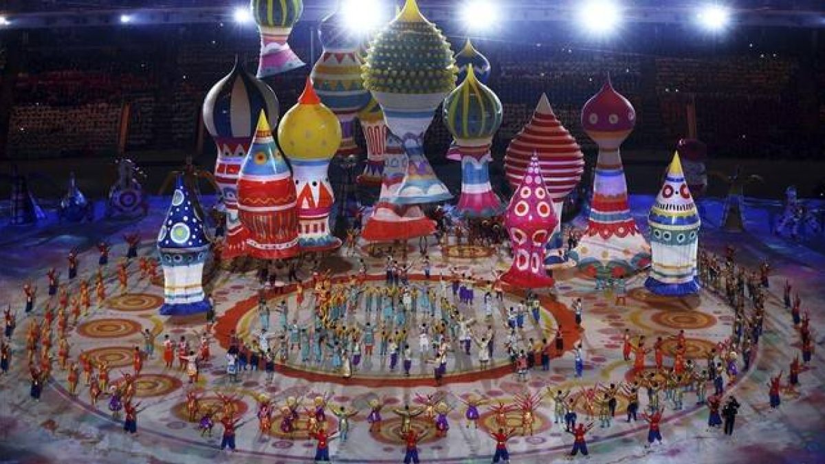 Gala de inauguración de los 22º Juegos Olímpicos de Invierno, en el estadio olímpico de Sochi (Rusia), en el 2014.