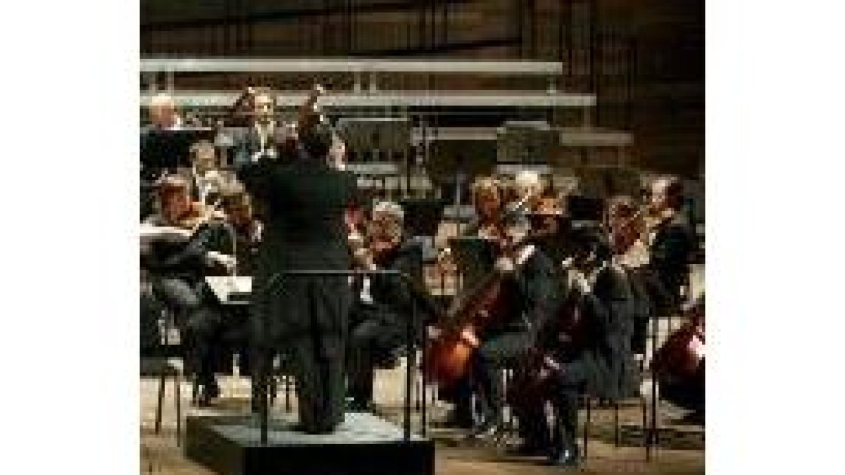 La Orquesta Ciudad de León vuelve esta noche al Auditorio