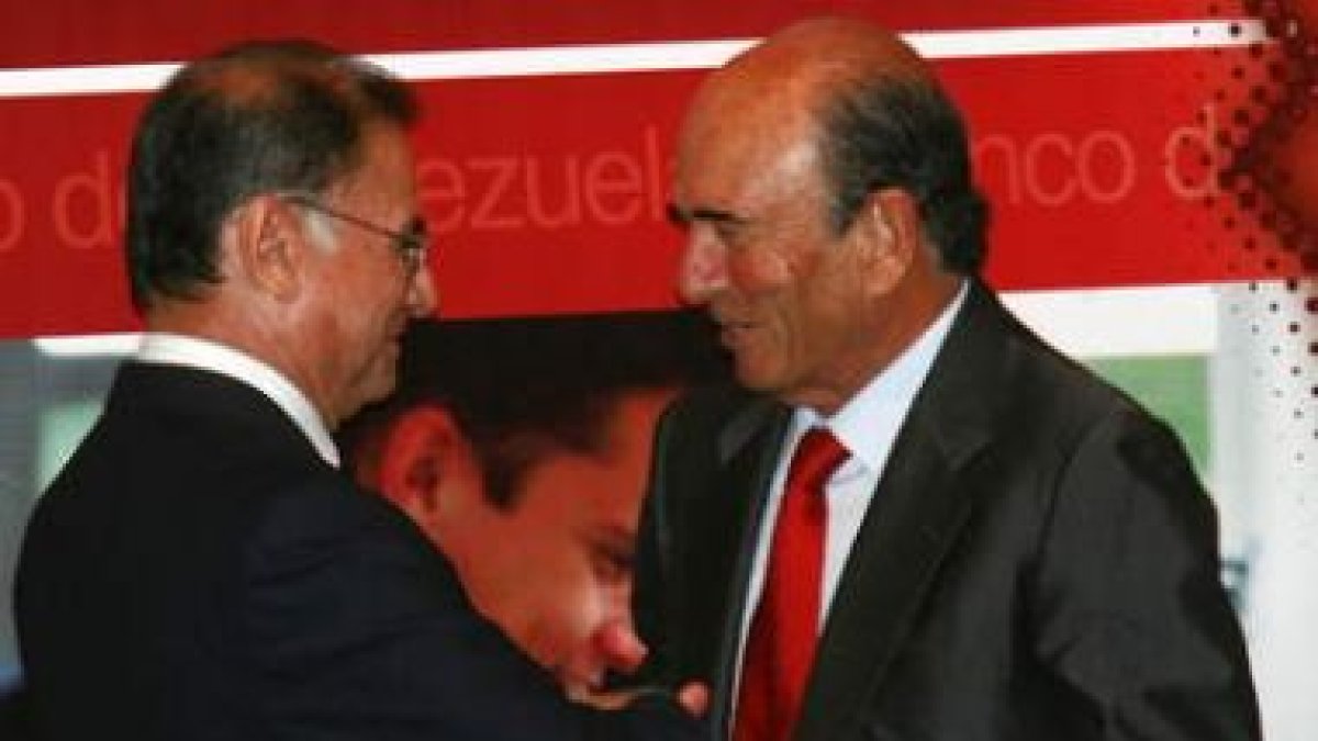 El ministro de Finanzas venezolano y Emilio Botín .