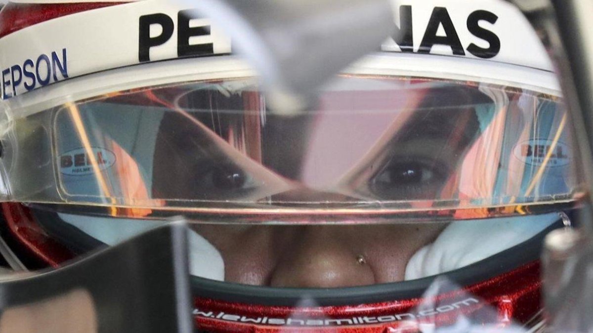 Lewis Hamilton (Mercedes) volvió a conseguir la pole, esta vez en Suzuka (Japón