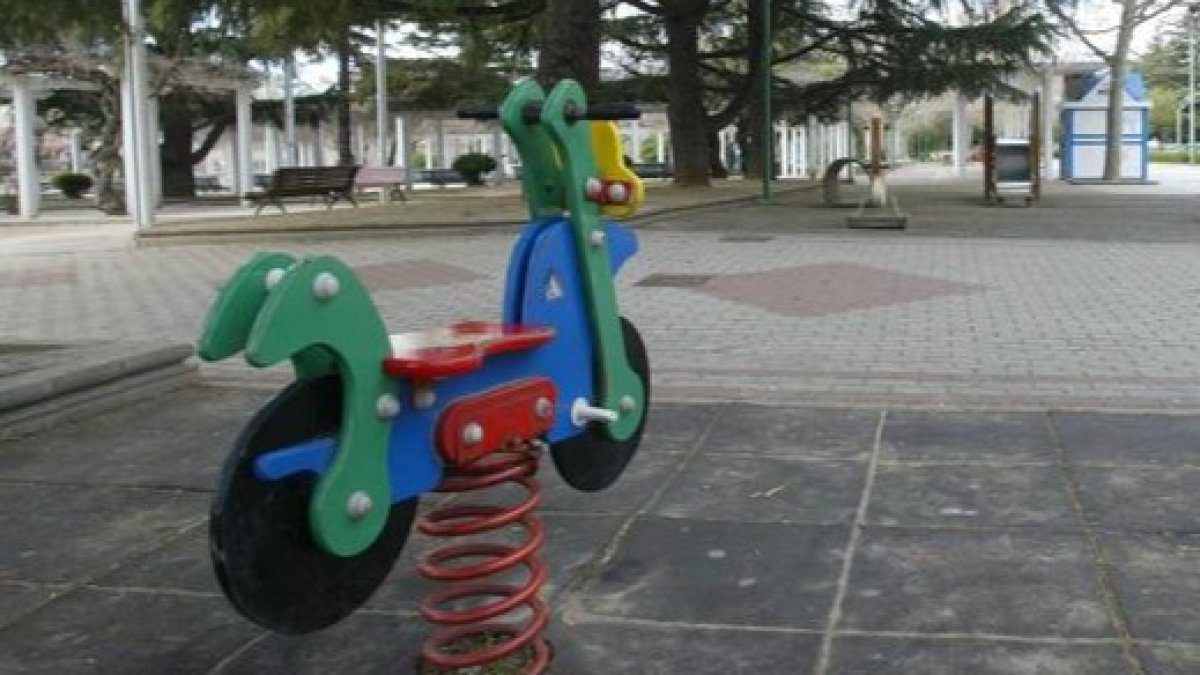 Un parque infantil. DL