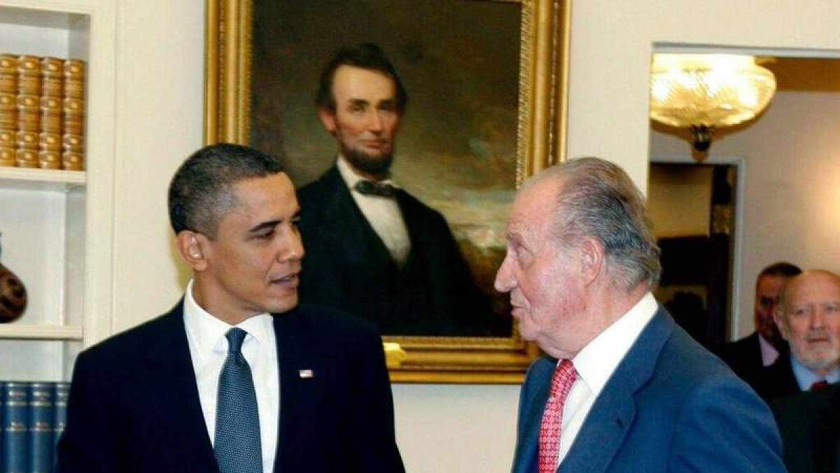 Don Juan Carlos I, antes de la abdicación, con Barak Obama. EFE