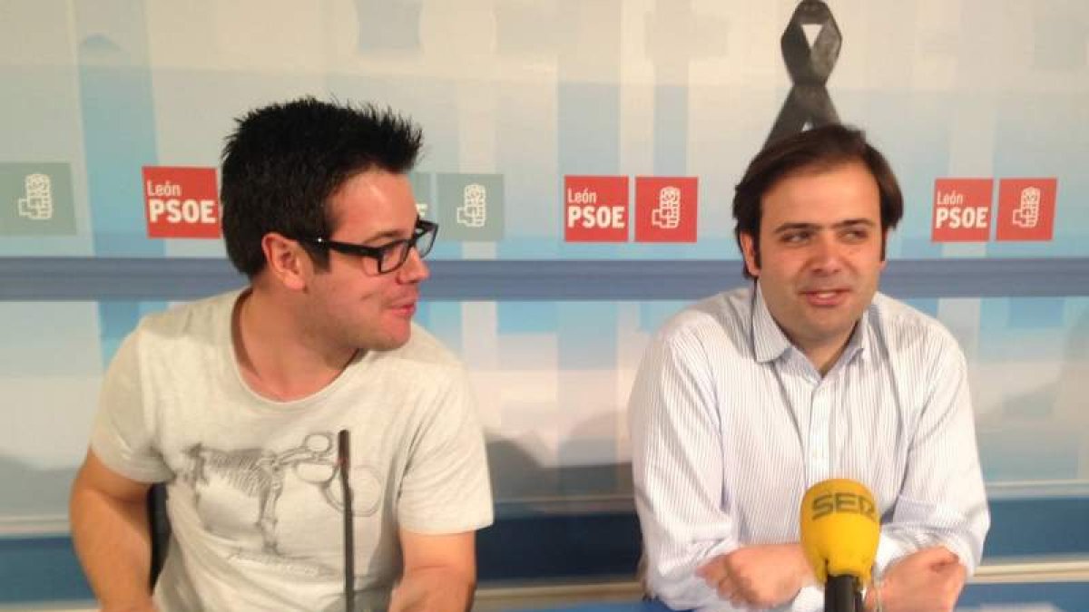 Héctor Carrera y Tino Rodríguez, en la rueda de prensa de ayer.