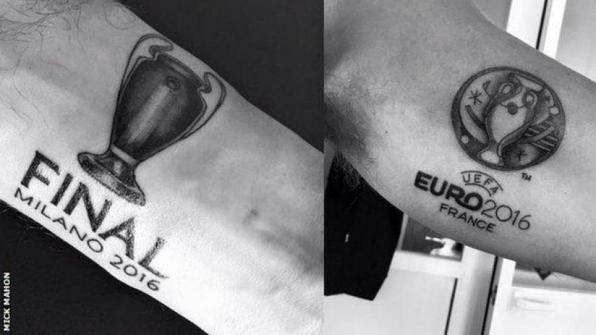 Los tatuajes del árbitro inglés Mark Clattenburg.