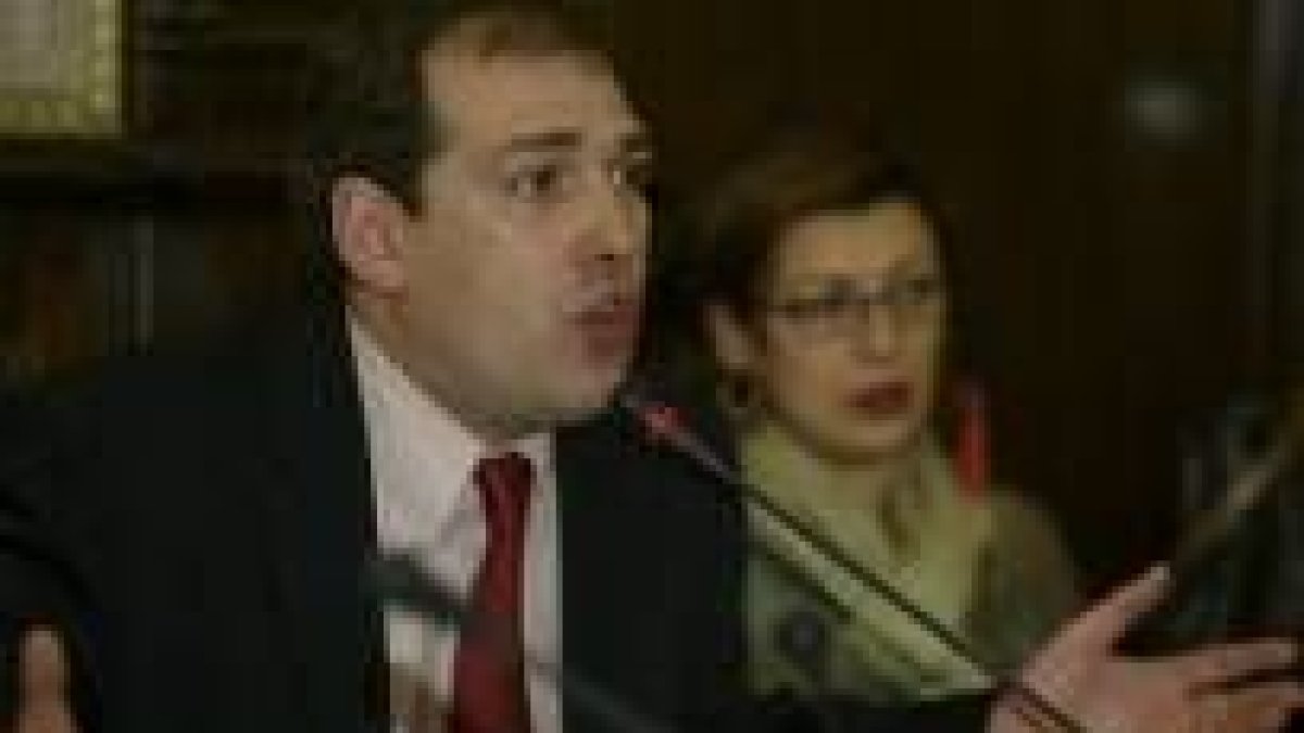 Vicente Canuria denunció las actuaciones de Régimen Interior