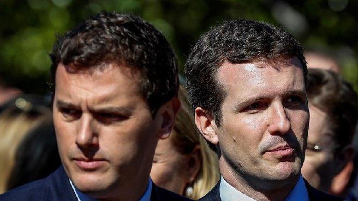 Albert Rivera y Pablo Casado, el pasado 11 de marzo en Madrid, durante el aniversario de la masacre terrorista.