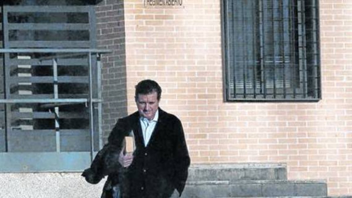 Jaume Matas abandona la prisión de Segovia tras serle concedido el tercer grado, el pasado 31 de octubre.