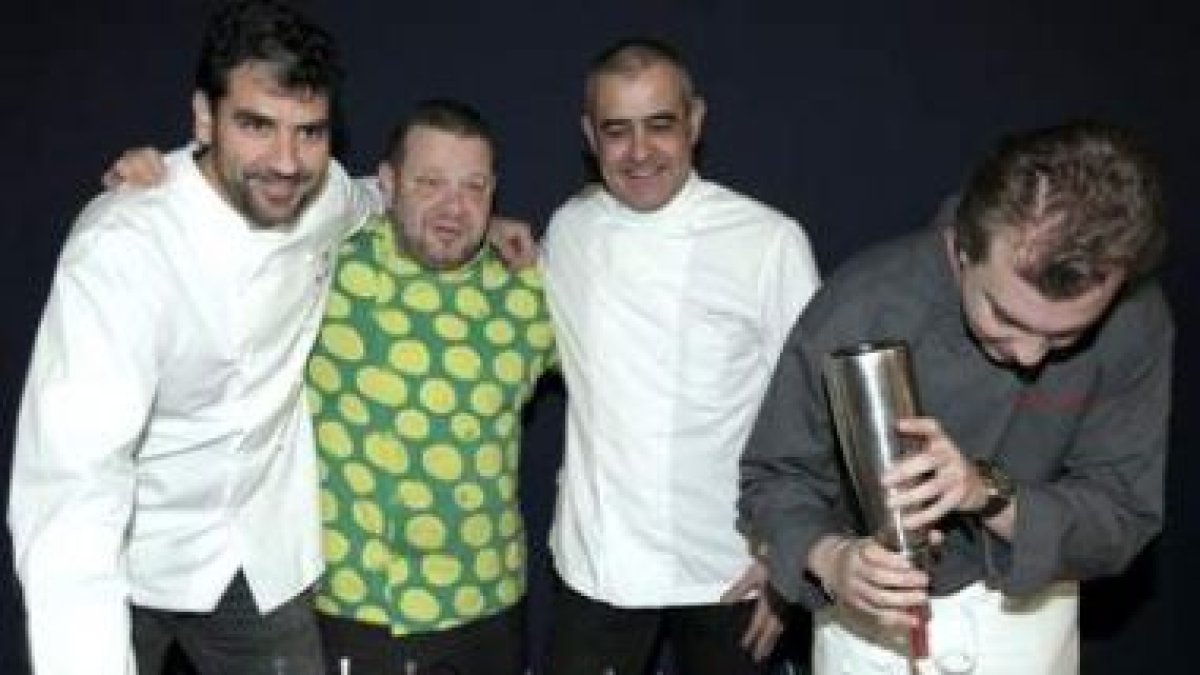 Los chefs Paco Roncero, Alberto Chicote, J. P. Felipe y Alfonso Sánchez, durante la presentación de