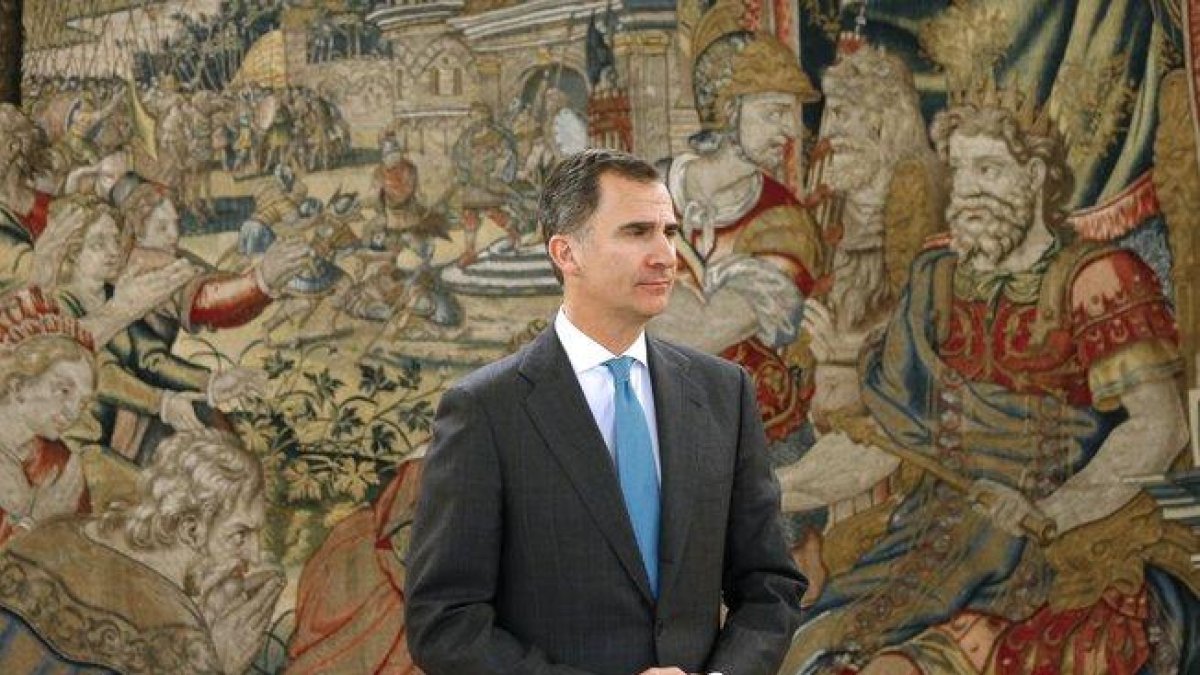 El Rey, en el palacio de la Zarzuela, donde tiene lugar la ronda de contactos con los partidos para la investidura.