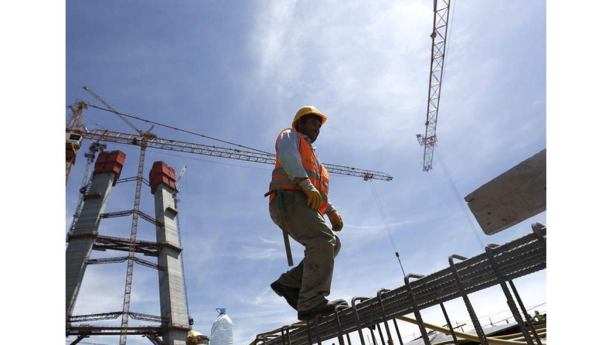 El ‘globo’ de la construcción llevó a muchos obreros al paro