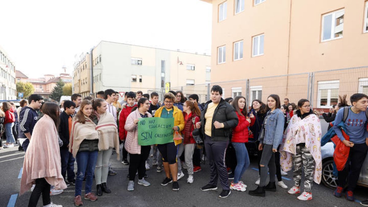 La protesta de los alumnos. MARCIANO PÉREZ