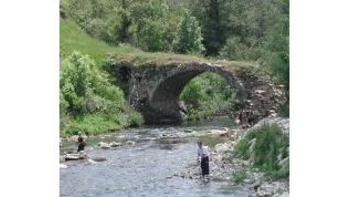 La reforma del puente romano de Vegacervera será una de las prioridades municipales esta legislatura