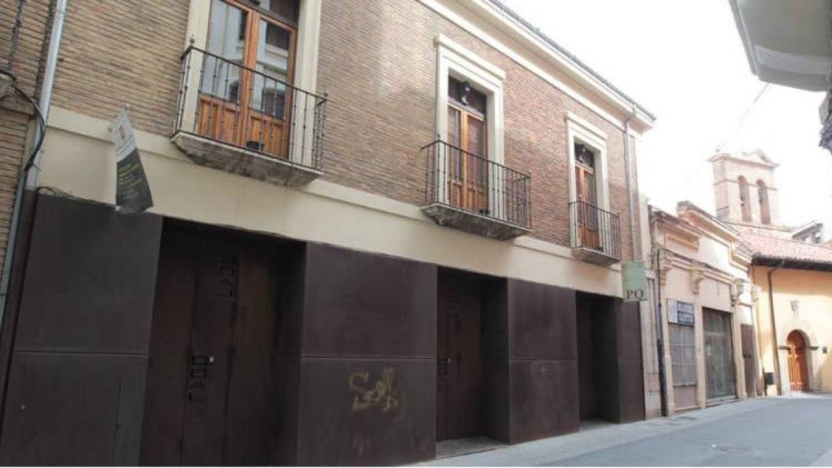 La sede del Colegio de Arquitectos de León, en el Palacio de Gaviria, en la calle Conde Luna.