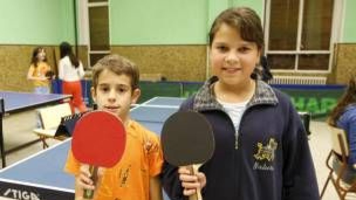 Representantes del colegio Anejas de la categoría benjamín masculino y alevín femenino