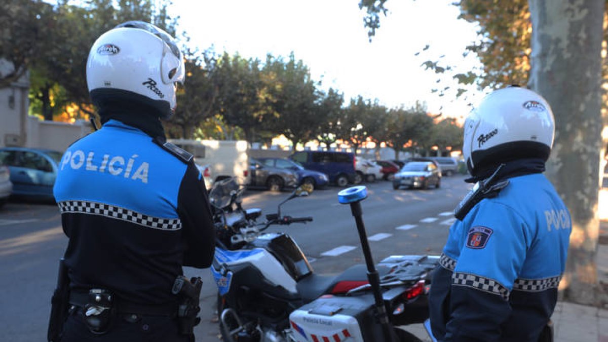 Agentes de la Policía Local de León. RAMIRO