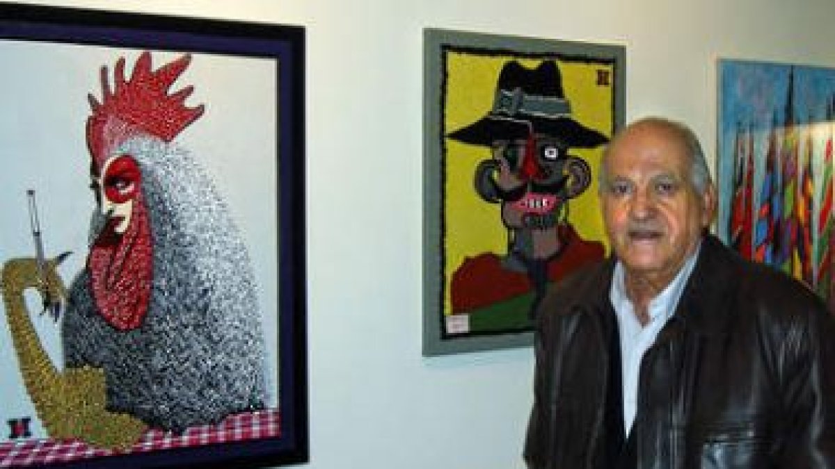 Vicente Muñoz Renedo expone en el Café Cristal.