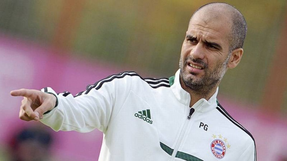 Pep Guardiola, durante un entrenamiento del Bayern.