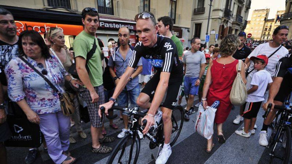 Tras quedar segundo en el Tour de Francia, Froome buscará terminar como líder en una carrera de tres semanas.