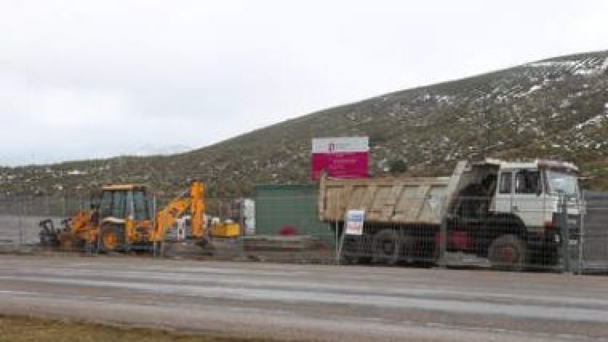 Obras de construcción de la subestación eléctrica de San Isidro.