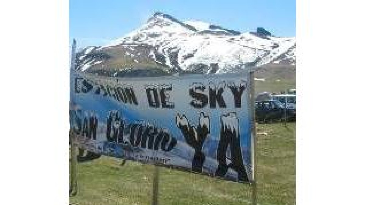 Los habitantes de la zona defienden el proyecto de la estación de esquí