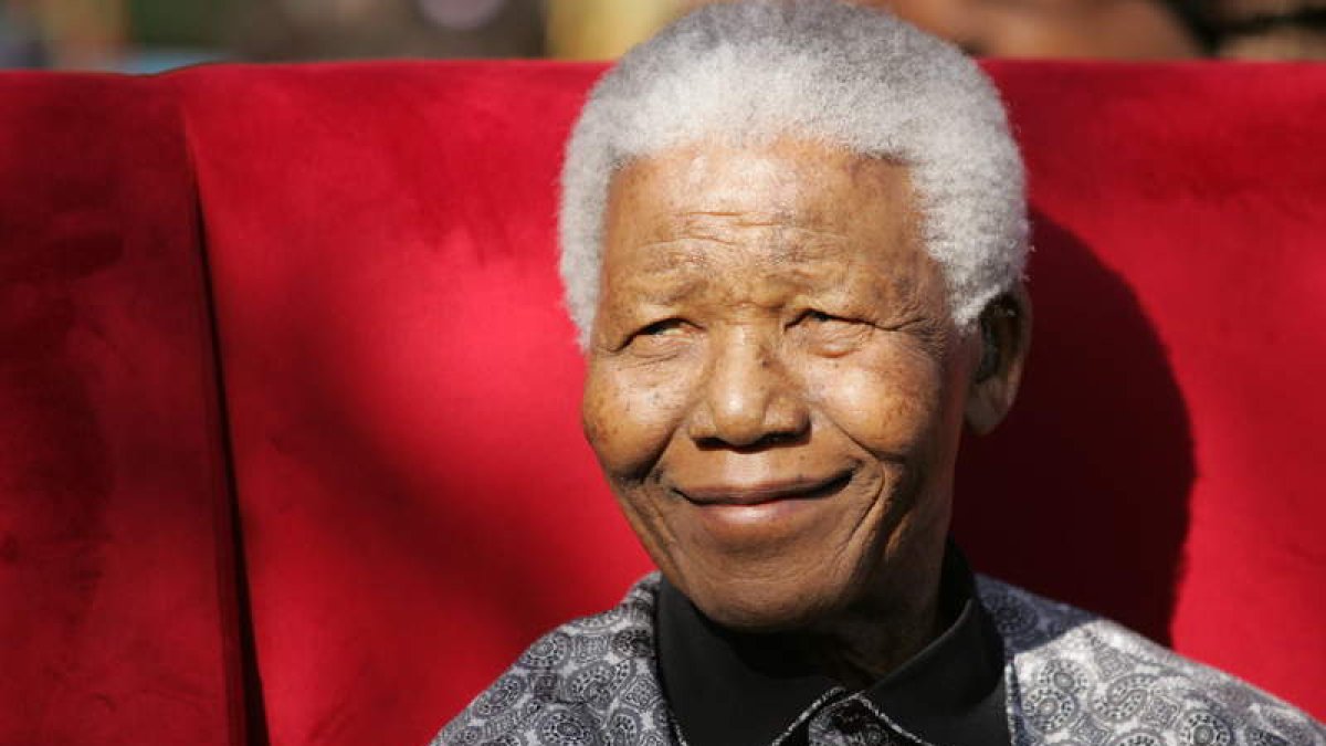 El Premio Nobel de Paz sudafricano Nelson Mandela.