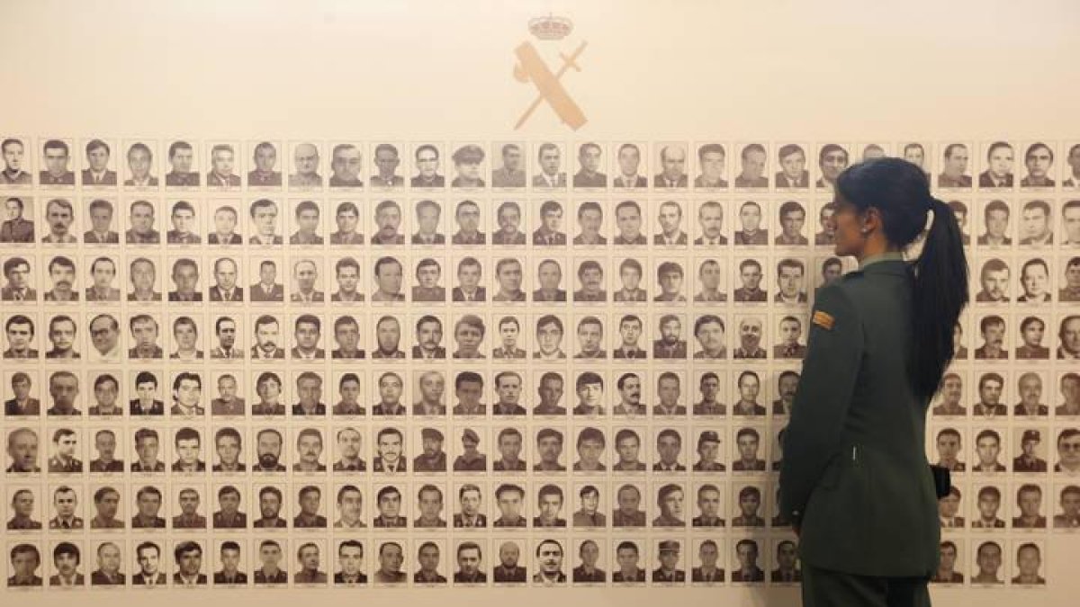 Guardias civiles asesinados por ETA en una exposición celebrada en Botines.