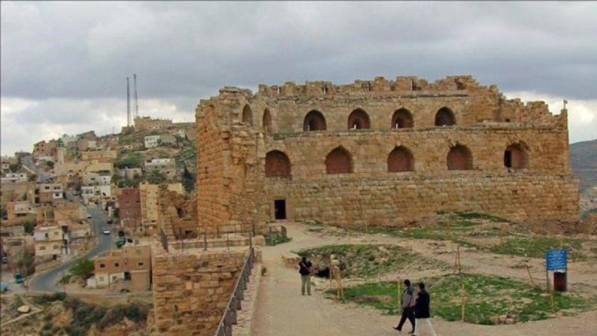Foto de archivo del castillo medieval de Karak.
