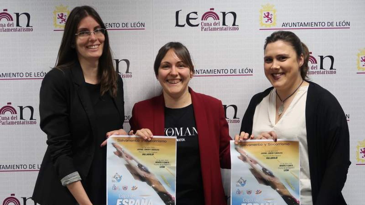 Jessica Pino, Marta Mejías y Sandra Casado presentaron la Copa. DL