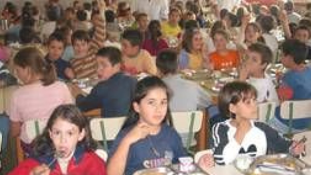 Una imagen del comedor del colegio Teleno, el que más años lleva funcionando en La Bañeza
