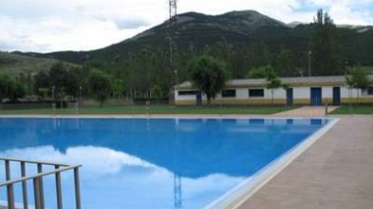 Los vecinos podrán disfrutar de las dos piscinas varios días de forma gratuita.