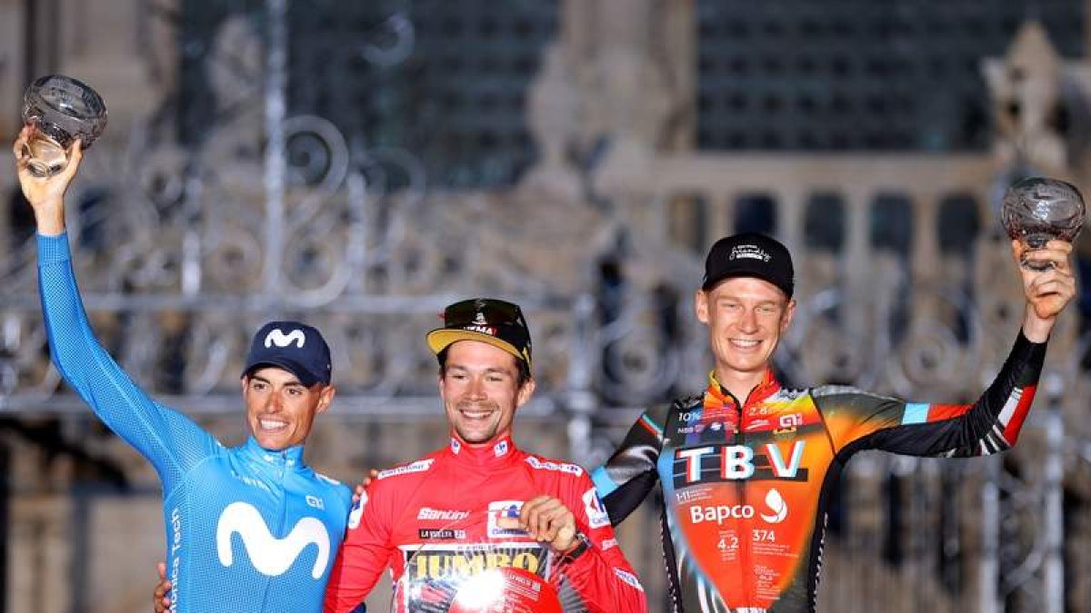 Primoz Roglic, Enric Mas y Jack Haig, podio final de la Vuelta a España. BRUQUE