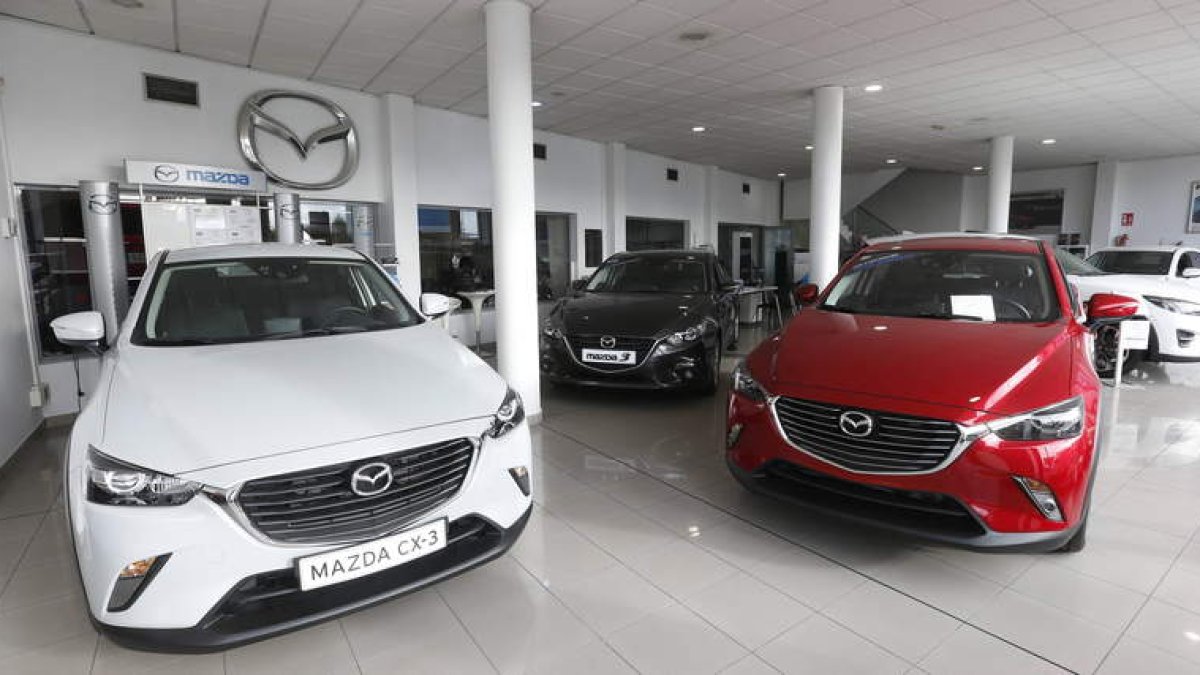 Dos de los modelos de la marca Mazda que puede comprarse en Astor Motor, el concesionario de la firma asiática en León.