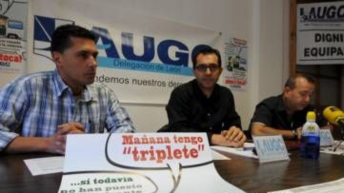 Juan José García Barrientos, Manuel Moya y Ángel González durante la rueda de prensa de ayer