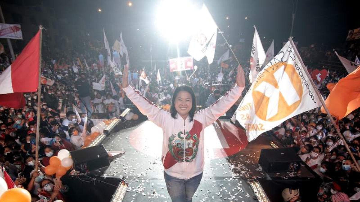 Keiko Fujimori cierra en Lima su campaña electoral.  JOHN REYES